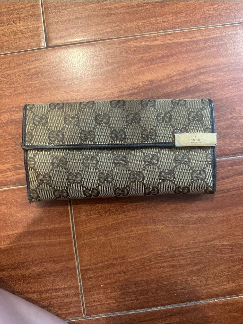 Vintage Authentic Gucci GG Supreme Canvas Continental Wallet
